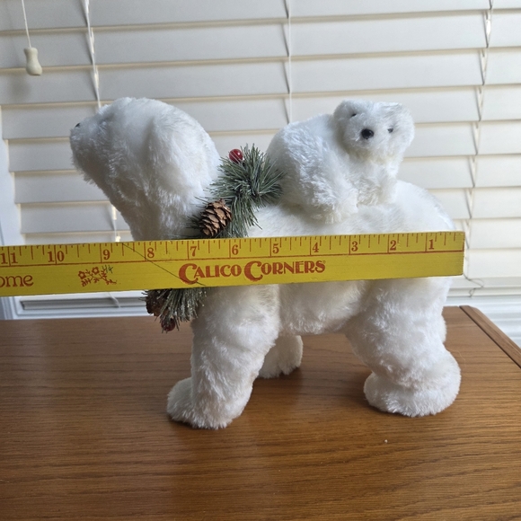 Polar Bear Family W/ Cub Riding Mama - Winter Wildlife Decor - Picture 8 of 13